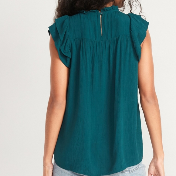 Old Navy Flowy Swing Top Smocked Flutter Sleeve gray - Picture 6 of 7